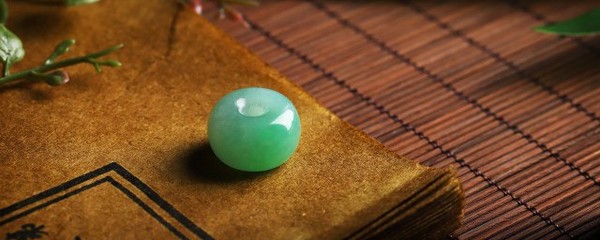 翡翠加工中蠟的應(yīng)用與礦物加工工藝解析